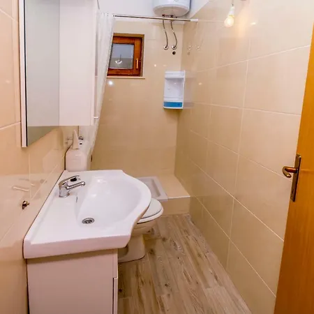 Robert Apartamento