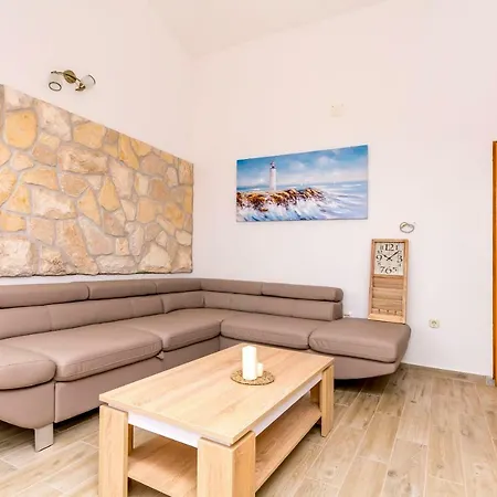 Apartamento Robert Rogoznica (Sibenik-Knin)